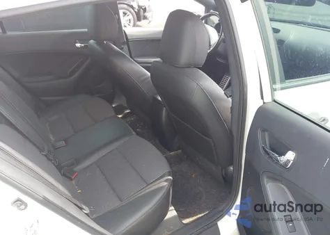 2016 Kia Forte Sx z USA, uszkodzony, nr VIN KNAFZ5A33G5631230